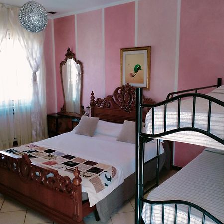 B&B Gardasee Кастельнуово-дель-Гарда Экстерьер фото