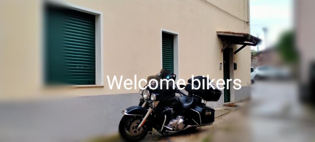 B&B Gardasee Кастельнуово-дель-Гарда Экстерьер фото